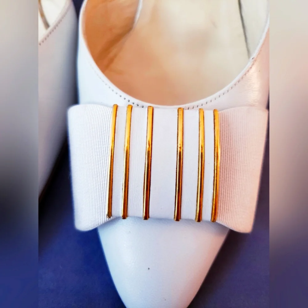 Bally Kitten heel pumps sz 6